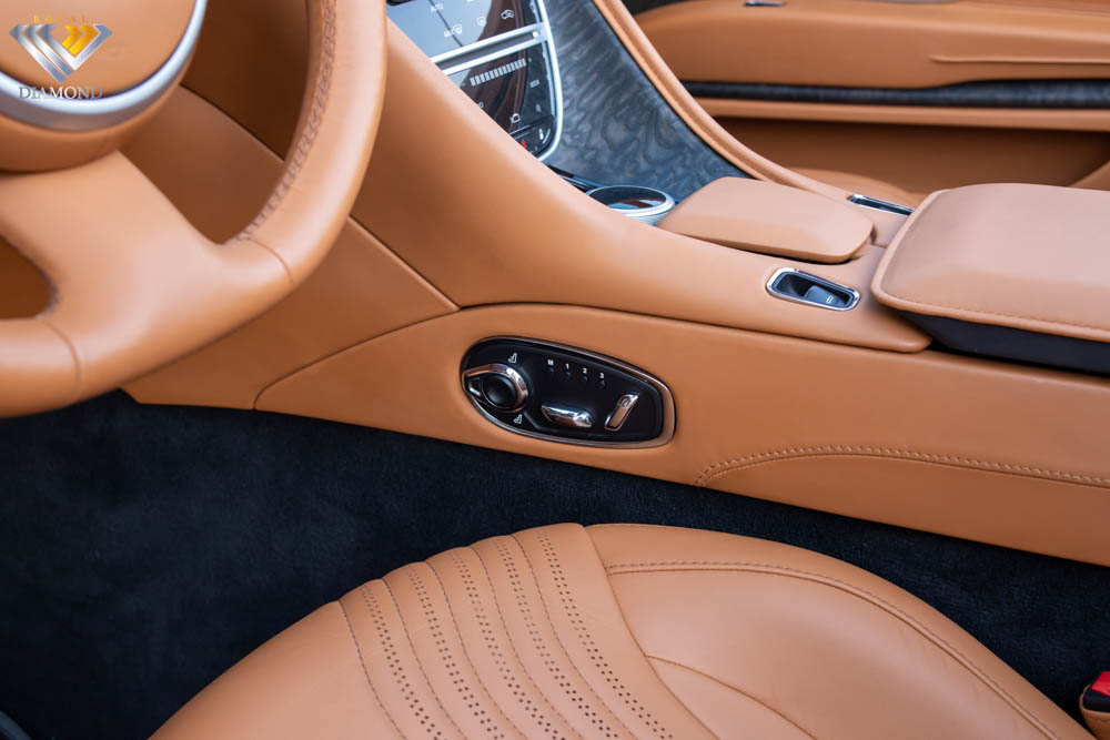 Aston Martin DB11 Volante | 2022 | 0% Down-Payment