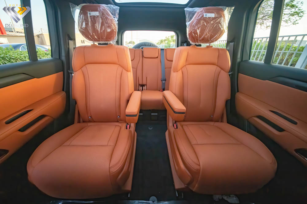 Rox 01 | Long Range + Elec. SideStep + Kitchen | 2025 | 0% Down-Payment