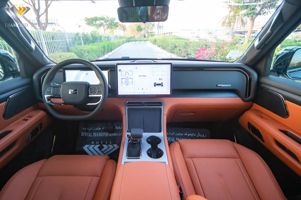 Rox 01 | Long Range + Elec. SideStep + Kitchen | 2025 | 0% Down-Payment