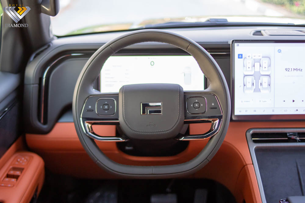 Rox 01 | Long Range + Elec. SideStep + Kitchen | 2025 | 0% Down-Payment