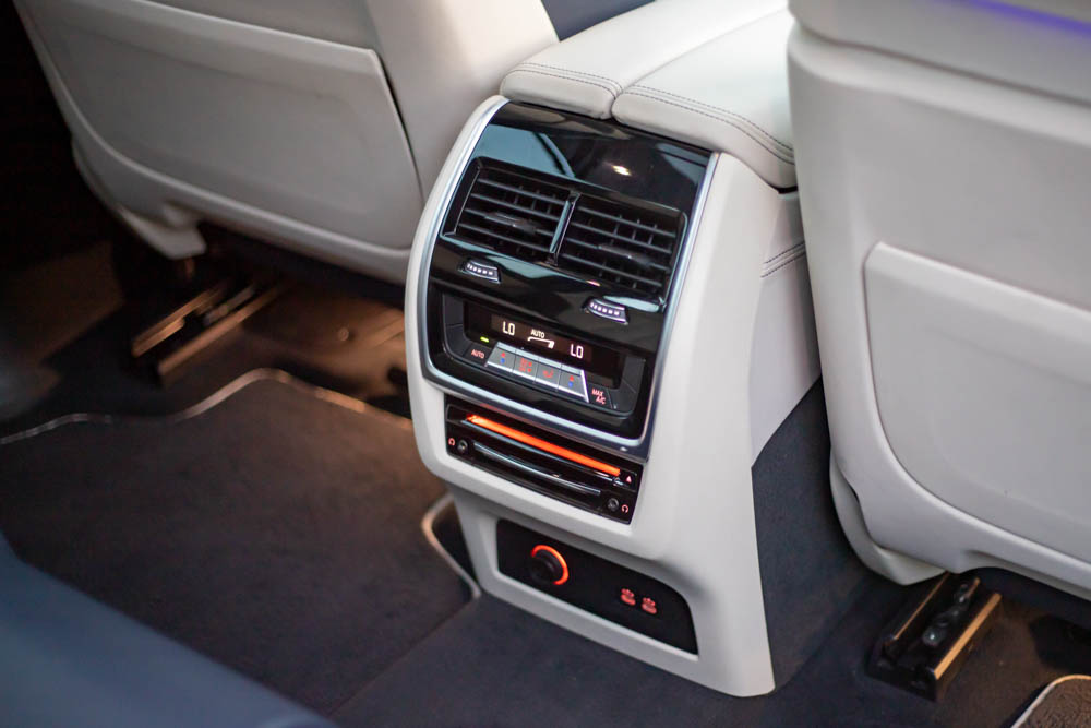 BMW X7 X-Drive 40i M-Kit | 2020 | 0% Down-Payment