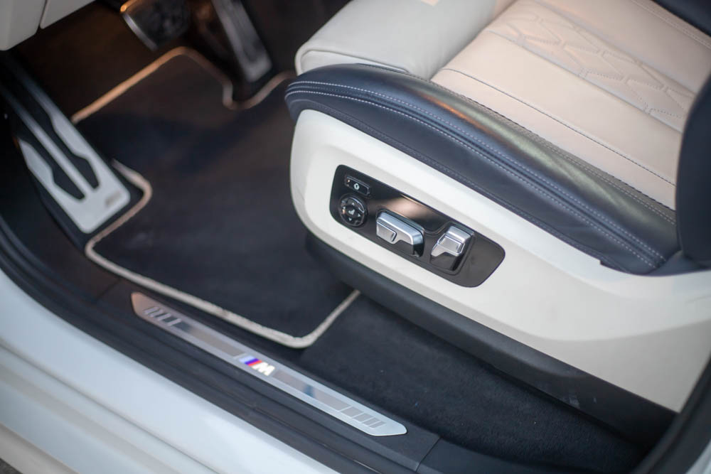 BMW X7 X-Drive 40i M-Kit | 2020 | 0% Down-Payment