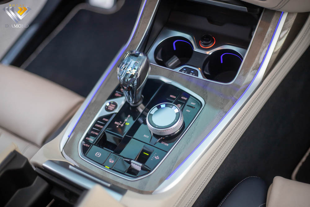 BMW X7 X-Drive 40i M-Kit | 2020 | 0% Down-Payment