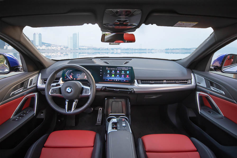 BMW X2 X-Drive 20i M-Kit | 2025 | 0% Down-Payment